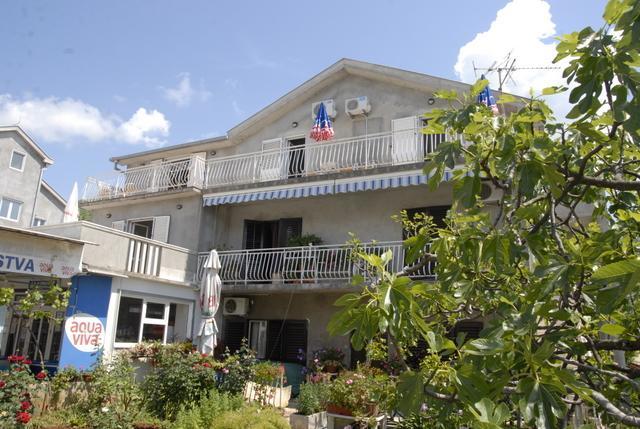 Apartments Dosljak 蒂瓦特 外观 照片